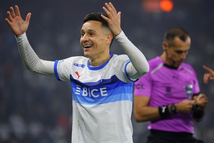 Futbol, Universidad Catolica vs Barcelona SC. Copa Libertadores 2026. El jugador de Universidad Catolica Fernando Zuqui es fotografiado durante el partido de la fecha 5 del grupo D de la Copa Libertadores contra Barcelona SC disputado en el estadio Claro