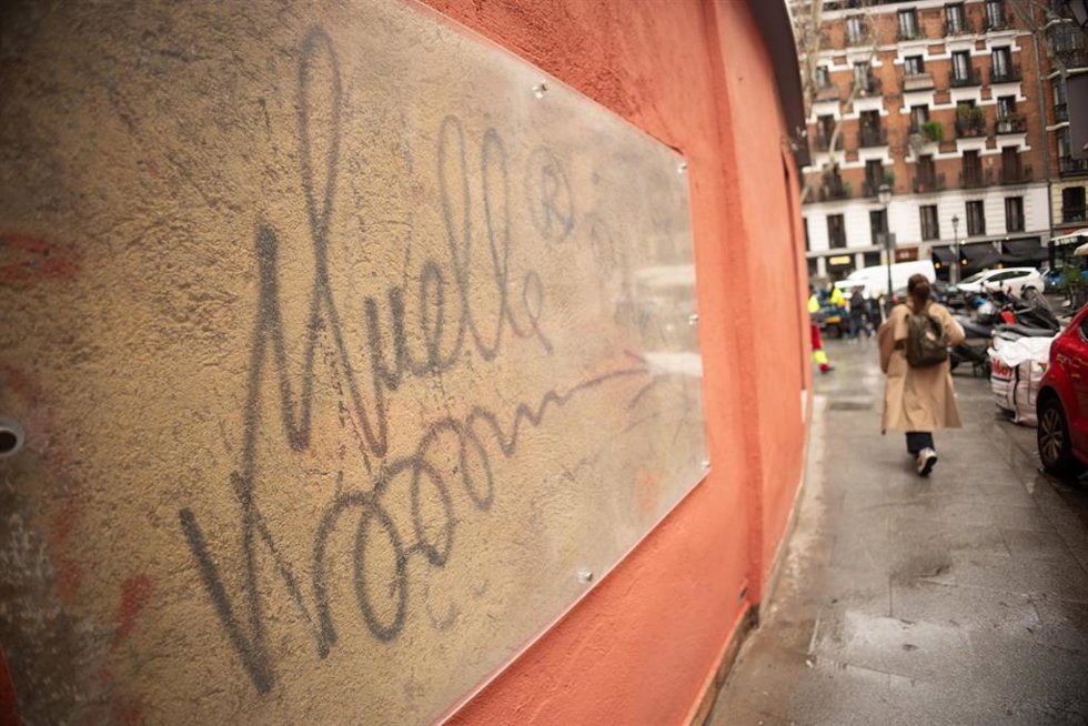 Archivo - El graffiti de Muelle tras los trabajos de restauración, a 5 de marzo de 2025, en Madrid (España). En mayo de 2024 se descubrió en un edificio de La Latina una de las firmas del que es considerado el primer grafitero español y leyenda de la Movi