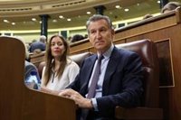 Feijóo pide al PP no desviar el foco del "carrusel" judicial de Sánchez y Zapatero para retratarles como "la mafia"