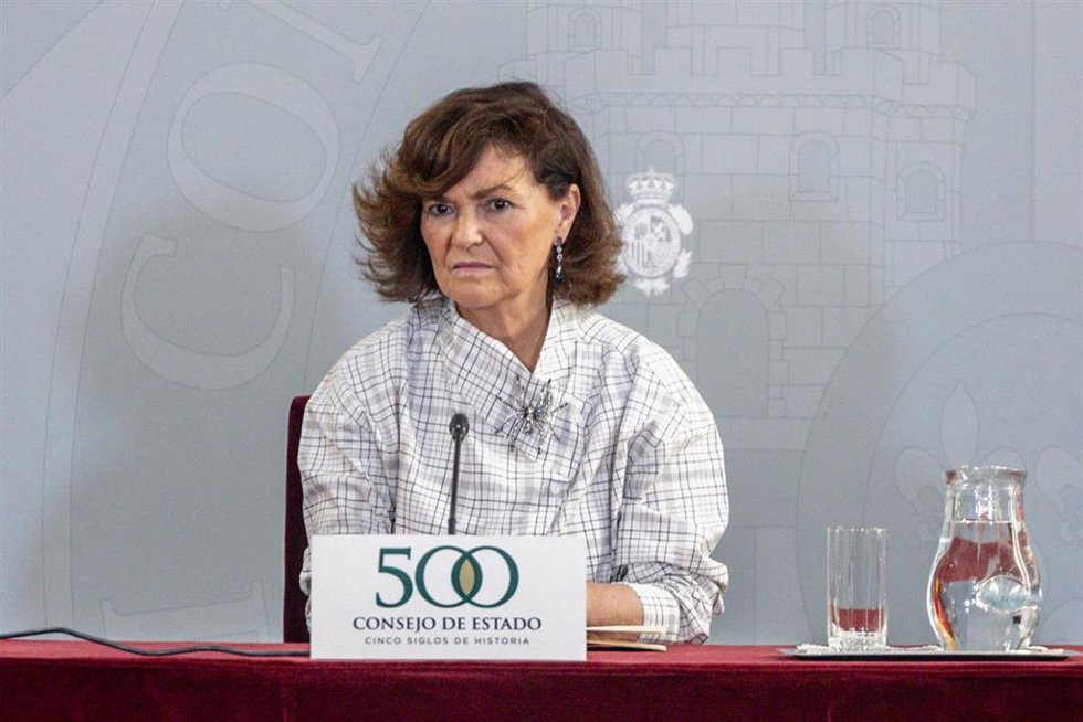 La presidenta del Consejo de Estado, Carmen Calvo, interviene durante la conferencia inaugural de los actos conmemorativos de los cinco siglos de historia de la institución, en su sede central de la calle Mayor, a 27 de mayo de 2026, en Madrid (España). 