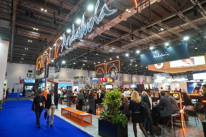 Archivo - Imágenes del pabellón de Andalucía en la primera jornada de World Travel Market (WTM), de Londres de 2025. (Foto de archivo).