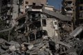 Israel attackerar Hizbollahs fäste i Beirut under ett kritiskt ögonblick i förhandlingarna mellan USA och Iran
