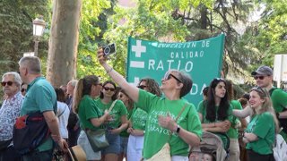 Docentes y familias recorren las calles de Madrid en defensa de la educación púb
