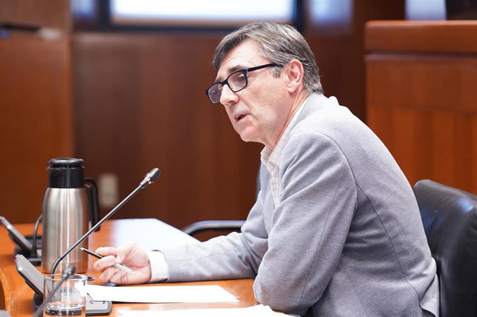 Archivo - El director general de Producción Agraria del Gobierno de Aragón, Carlos Calvo.