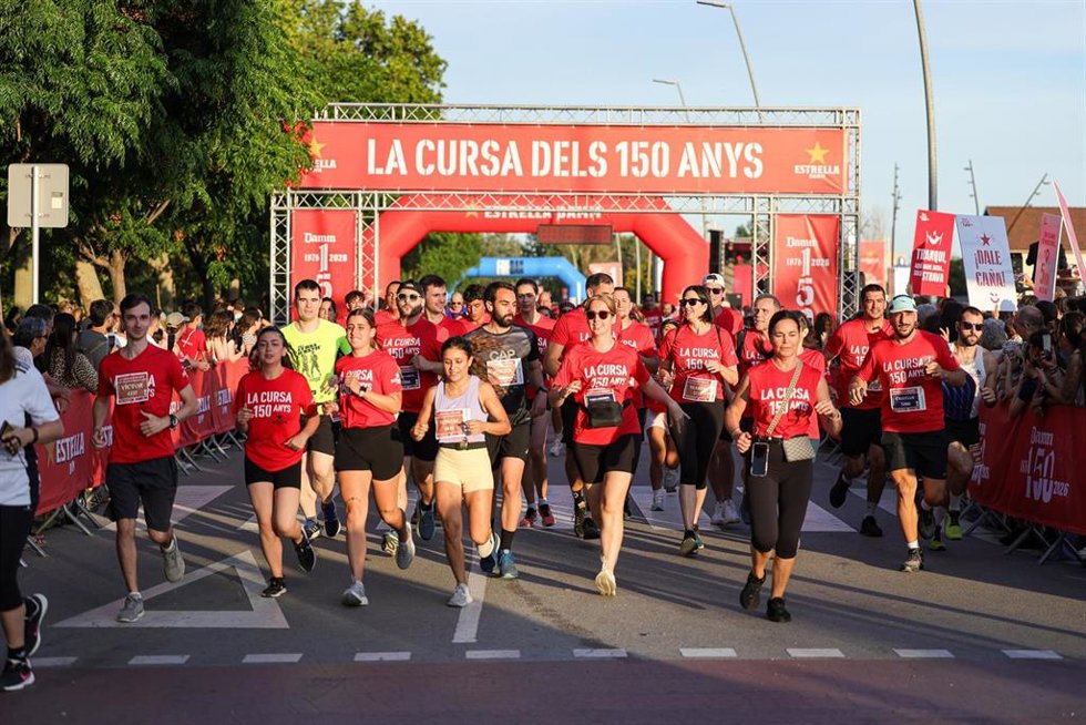 Imagen de la Cursa dels 150 anys de Estrella Damm