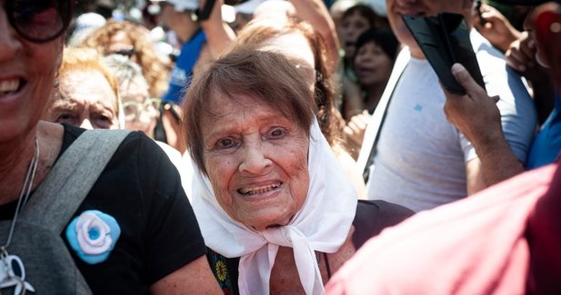 Muere Taty Almeida, madre de Plaza de Mayo y símbolo de la lucha por los Derechos Humanos en Argentina