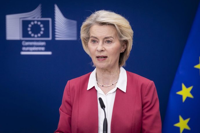 28 de maio de 2026, Bruxelas, Bélgica: A presidente da Comissão Europeia, Ursula von der Leyen, e o primeiro-ministro búlgaro, Rumen Radev, falam à imprensa.
