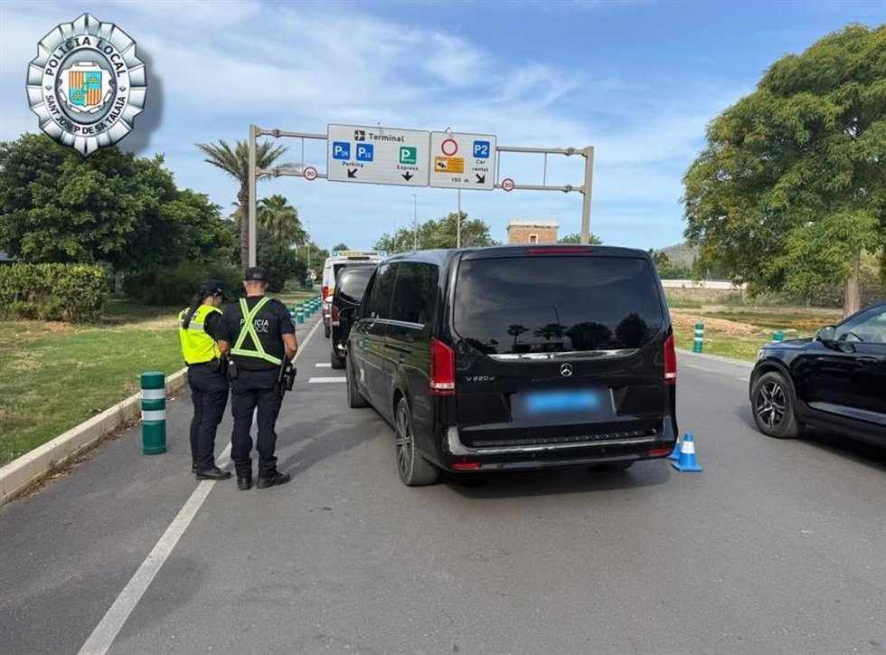 Dos conductores de VCT dan positivo en cocaína en Sant Josep