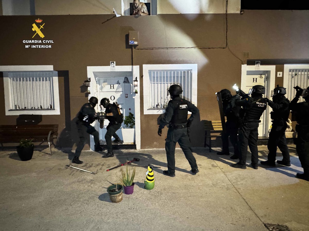 Nuevo golpe contra la trata de seres humanos con la liberación de 8 personas y 5 detenidos en Rincón de Olivedo