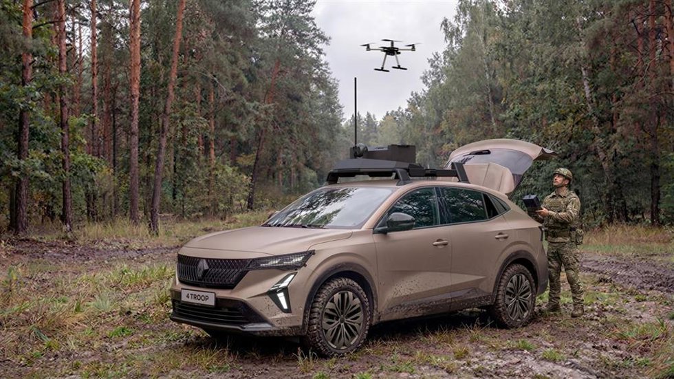 Renault Group y Thales presentan un prototipoo de vehículo adaptado a las necesidades de fuerzas terrestres.