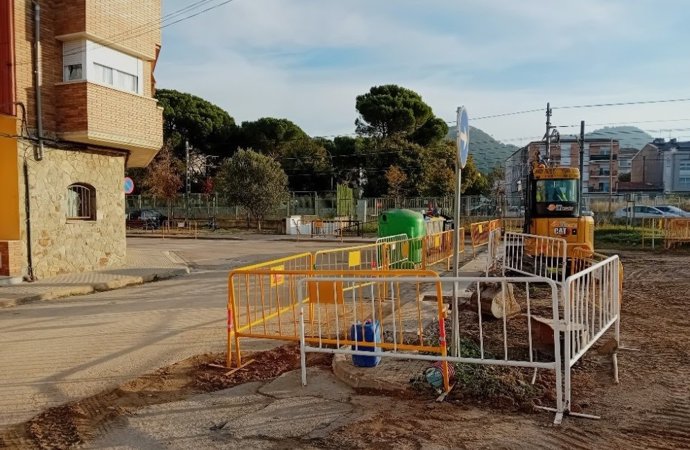 Imagen de las actuaciones para mejorar la red eléctrica de Endesa en Sant Vicenç de Castellet (Barcelona).