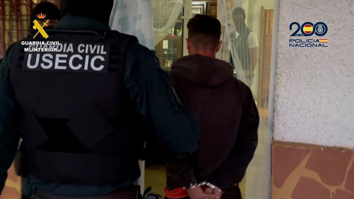 Uno de los detenidos por un presunto fraude al SEPE.