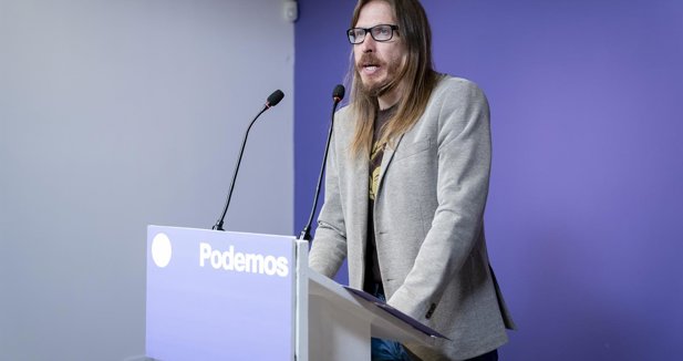 Podemos dice que la situación judicial de Zapatero pinta "muy mal" y critica el "silencio atronador" del PSOE