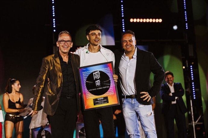 Iam Campillo, ganador del concurso internacional de cantantes