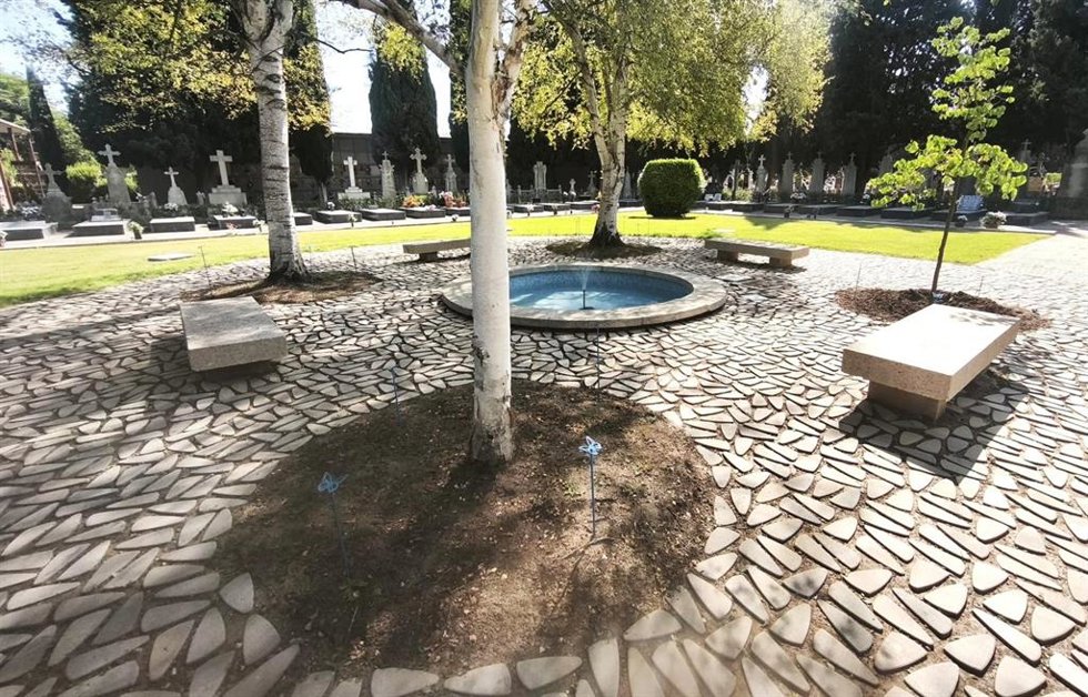 El Cementerio Municipal de Logroño cuenta ya con su nueva zona perinatal, con 24 espacios en seis columbarios
