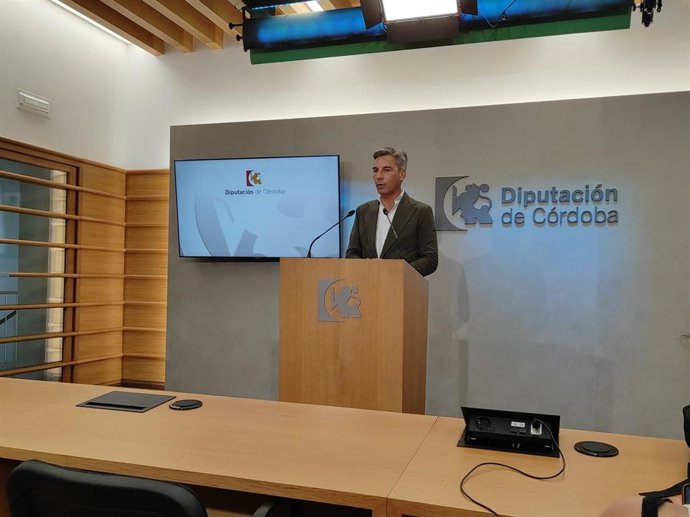 El delegado de Infraestructuras, Sostenibilidad y Agricultura de la Diputación de Córdoba, Andrés Lorite.