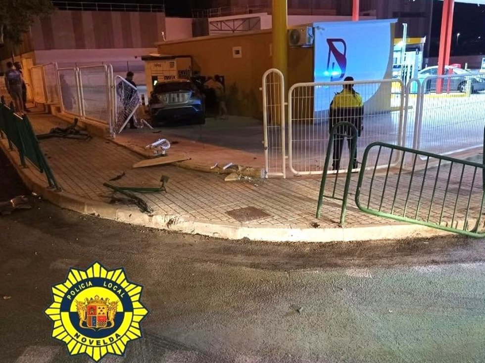 Imagen del suceso registrado en una gasolinera de Novelda (Alicante)