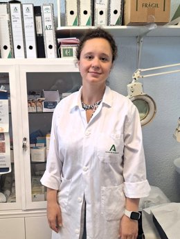 La dermatóloga del Hospital Infanta de Huelva Elena Marta Utrera Busquet.