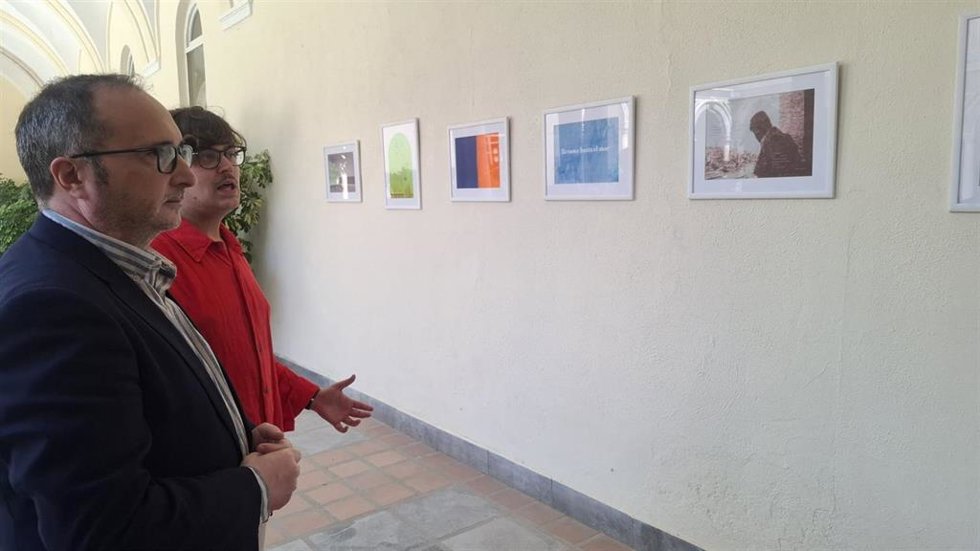 Visita a la muestra de Gonzalo J. Tejero