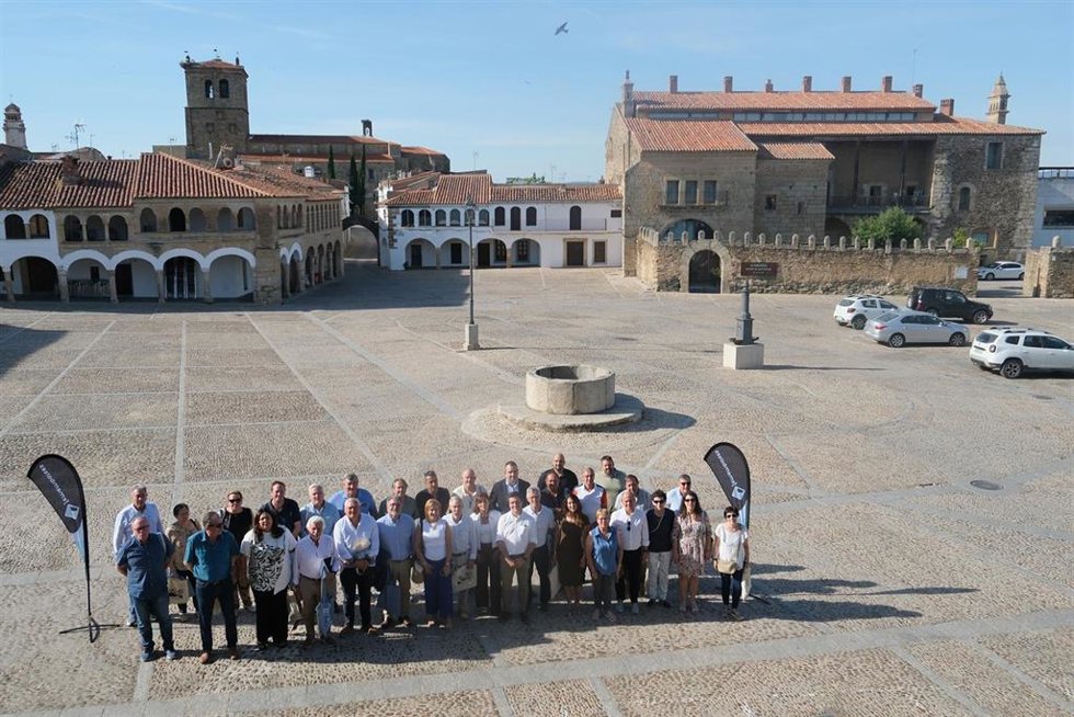 Reunión del Consejo Permanente  de la Federación de Asociaciones y Municipios con Centrales Hidroeléctricas y Embalses de España (Femembalses), que se ha reunido en Garrovillas de Alconétar (Cáceres)