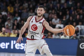 Archivo - Marco Spissu of Casademont Zaragoza in action during the Liga Endesa ACB, match played between FC Barcelona and Casademont Zaragoza at Palau Blaugrana on March 23, 2025 in Barcelona, Spain.