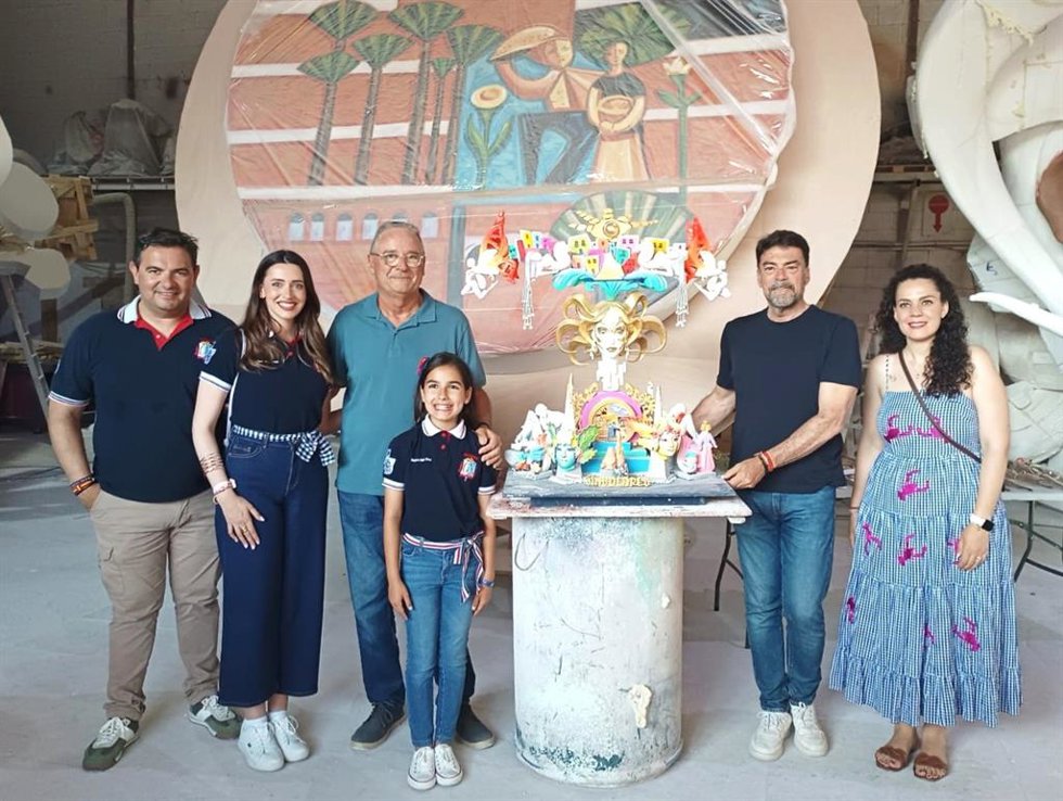 Las primeras piezas de la hoguera oficial 'Singulares' se verán el 16 de junio en la plaza del Ayuntamiento