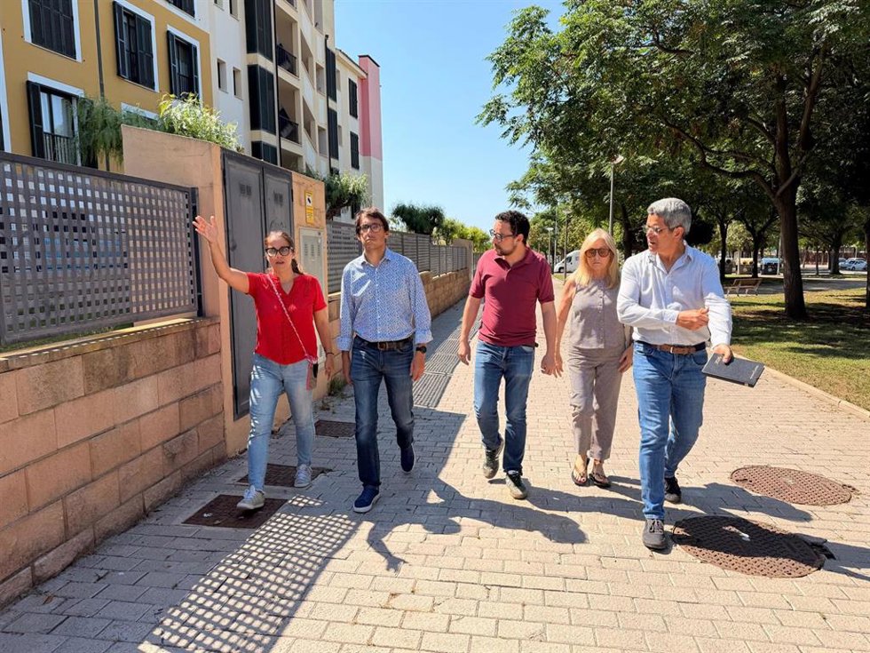 El PSIB de Palma insta a Cort a reforzar los servicios público de Son Güells.