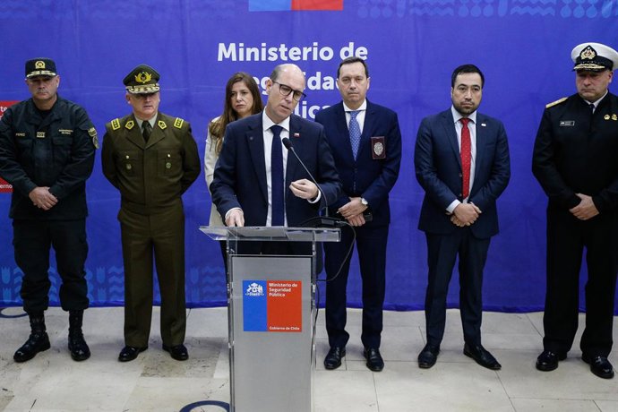 Santiago, 15 de junio de 2026.  Ministro de Seguridad Publica, Martin Arrau realiza punto de prensa para informar avances en temas de seguridad en el pais   Diego Martin/Aton Chile