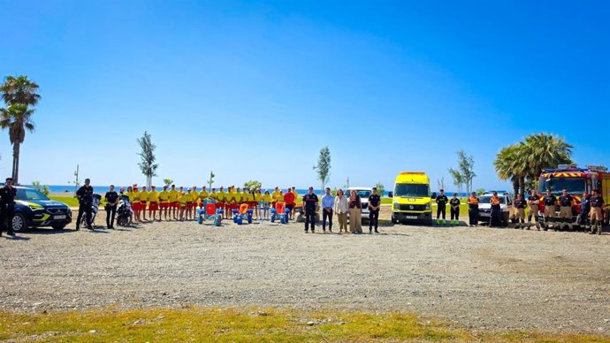 El servicio de socorrismo en las playas Motril amplía este año su periodo de vigilancia y vigencia, dando inicio el 15 de junio y finalizando el día 6 de septiembre, ininterrumpidamente, con un aumento significativo de 62 a 84 el número de las jornadas.