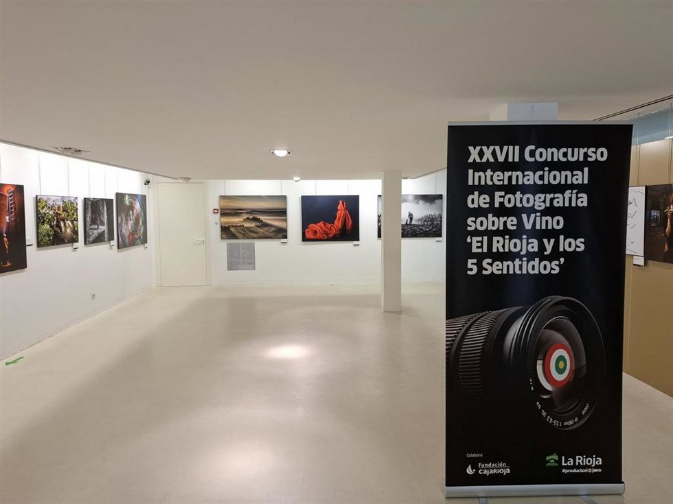 Centro Fundación Caja Rioja de Santo Domingo acoge la muestra del concurso de fotografía de 'El Rioja y los 5 sentidos'