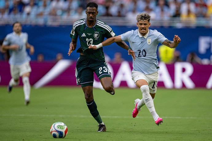 June 15, 2026, Miami Gardens, Florida, United States: Jayden Adams of South Africa and Maximiliano Araujo of Uruguay during the FIFA World Cup 2026 Group H match between Saudi Arabia and Uruguay at Miami Stadium on June 15th, 2026.