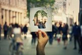 Foto: Asocian la vacuna del herpes zóster a un 24% menos demencia en adultos: ¿puede prevenir la pérdida de memoria?