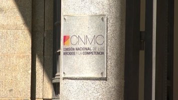 La CNMC abre procedimiento sancionador a seis bancos por posibles prácticas anti