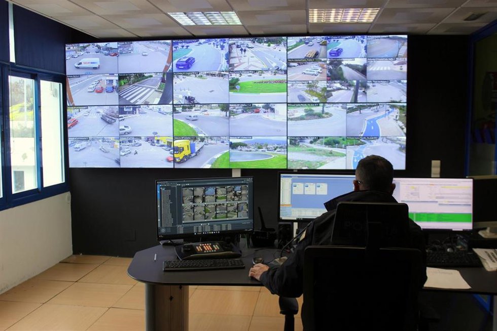 Estepona reforzará el sistema de control de tráfico con nuevas cámaras inteligentes para mejorar la movilidad urbana