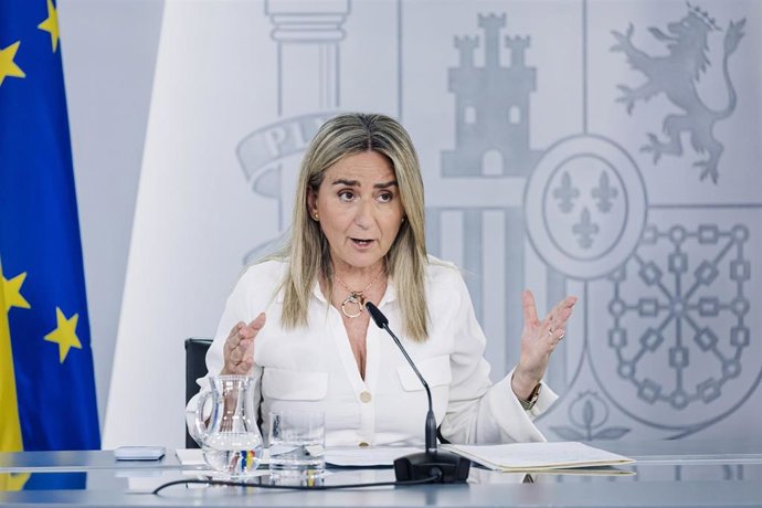 La ministra de Educación, Milagros Tolón, durante la rueda de prensa posterior al Consejo de Ministros.