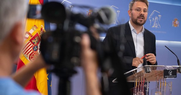 Diputado de Sumar dice que la directora de la Guardia Civil debe dimitir si no da explicaciones del 'caso Leire'