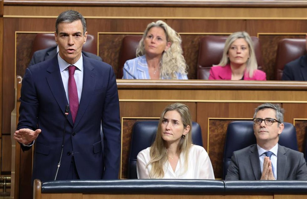El presidente del Gobierno, Pedro Sánchez, interviene durante una sesión de control al Gobierno, en el Congreso de los Diputados