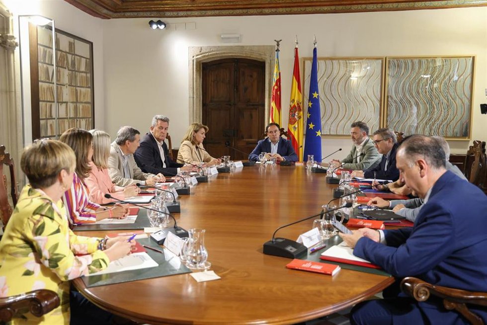 Pleno extraordinario del Consell para aprobar el anteproyecto de la ley de acompañamiento a los presupuestos de 2026