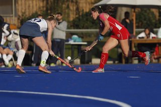 Santiago 18 de junio 2017. Hockey Cesped Femenino Las Diablas se despiden de su hinchada antes de viajar al Mundial en Sudafrica, con encuentro frente a Uruguay. Karin Pozo/Photosport