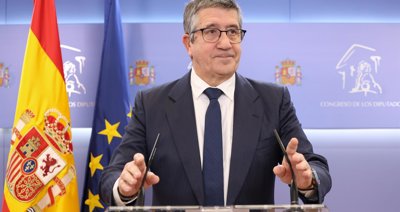 El PSOE se opone a que el Congreso vote la exigencia de elecciones generales y acusa al PP de "cobardía política"