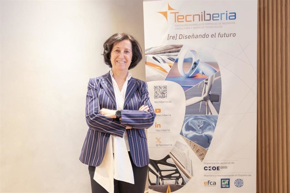 La nueva presidenta de Tecniberia, Rosalía Gil-Albarellos
