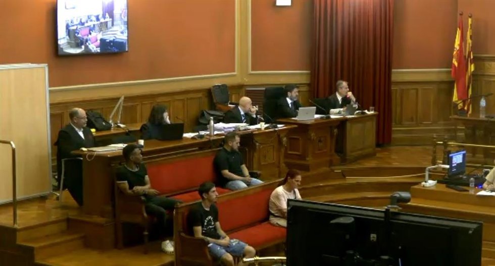 Los cuatro acusados de asesinar a un hombre en febrero de 2024 en Callús (Barcelona)