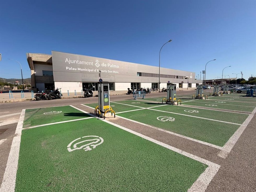 Puntos de recarga para vehículos eléctricos en Son Moix.