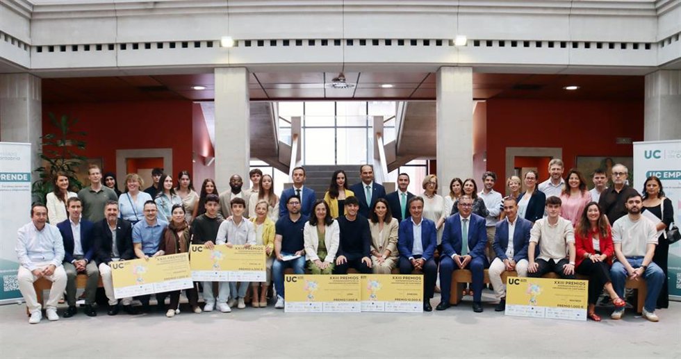 Una web de marketing basada en inteligencia artificial consigue el Premio Avanzado en los Premios UCem