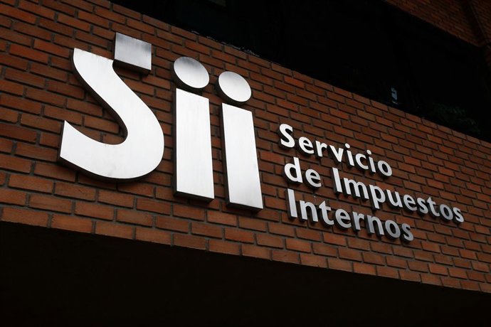 Santiago 24 de agosto de 2015.   Fachada del Servicio de Impuestos Internos. SII.  Javier Torres/Aton Chile.