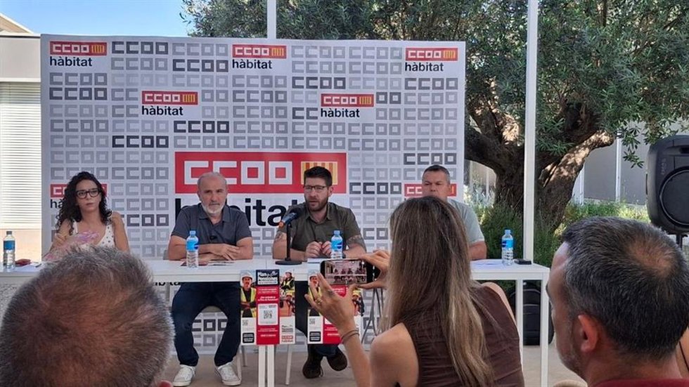 Daniel Barragán y Sergio López, junto con Josep Albors y Cristina Solera.