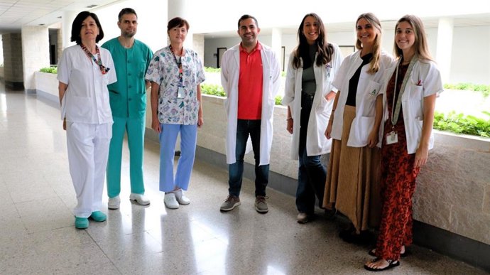 Equipo de profesionales de Hematología y Pediatría del Hospital Juan Ramón Jiménez de Huelva.