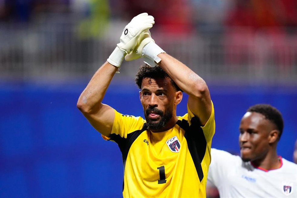 Vozinha saluda a los aficionados de Cabo Verde tras el 0-0 ante España en el Mundial de 2026