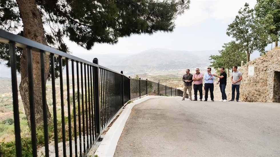 Visitas a las obras de los planes provinciales en Lúcar y Cela.