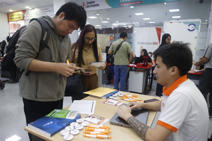 Perú.- INEI: tasa de desempleo en Lima Metropolitana cayó a 5% en últimos tres meses
